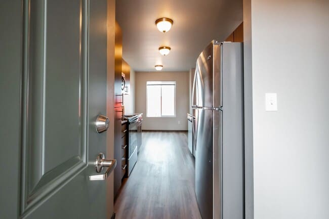 4 Corners Apartments