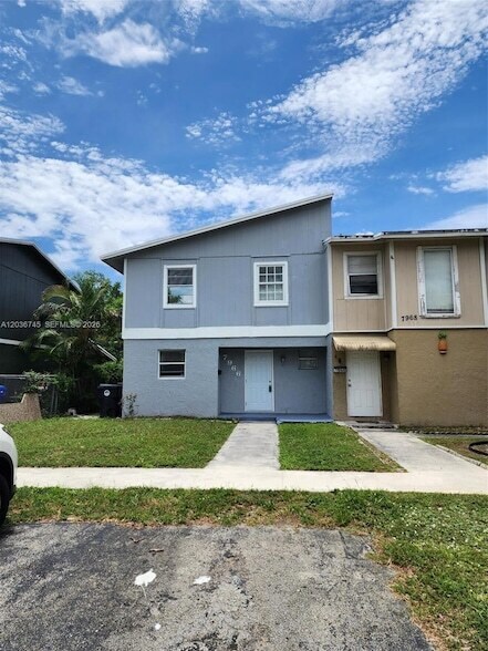 Photo - 7966 SW 7th Ct