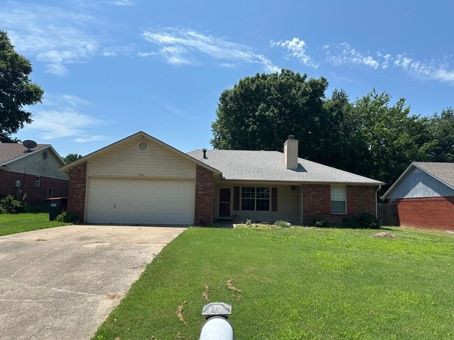 Building Photo - Beautiful 3 Bed, 2 Bath Home in Springdale! Available 8/1