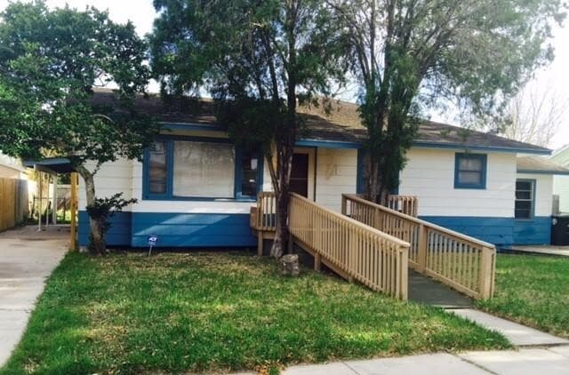 Photo - 837 Rosedale Dr House