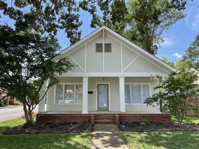 Photo - 2014 Duncan Ave