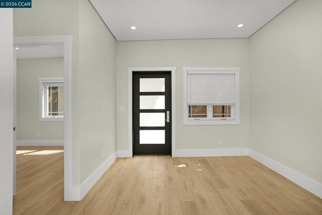 Photo - 1017 47th St