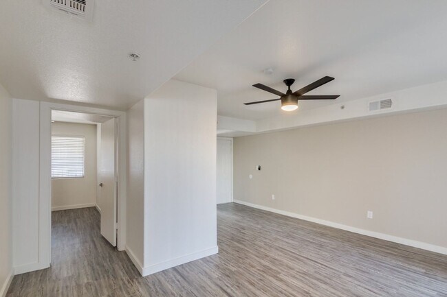 Photo - The Rockford