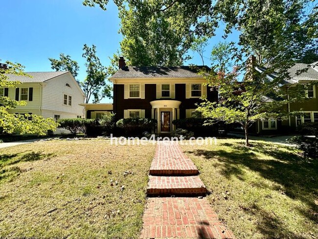 Charming Dutch Colonial in Brookside w/ an... - Charming Dutch Colonial in Brookside w/ an... Casa