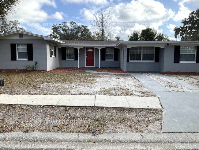 Building Photo - 450 Iris Rd