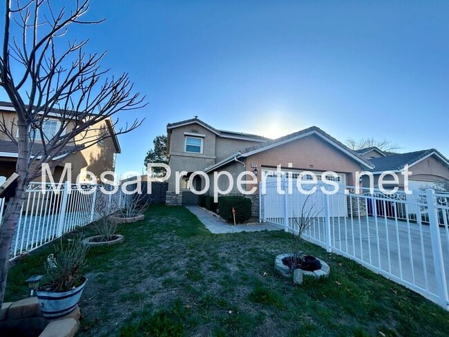 Building Photo - 14747 Carter Rd