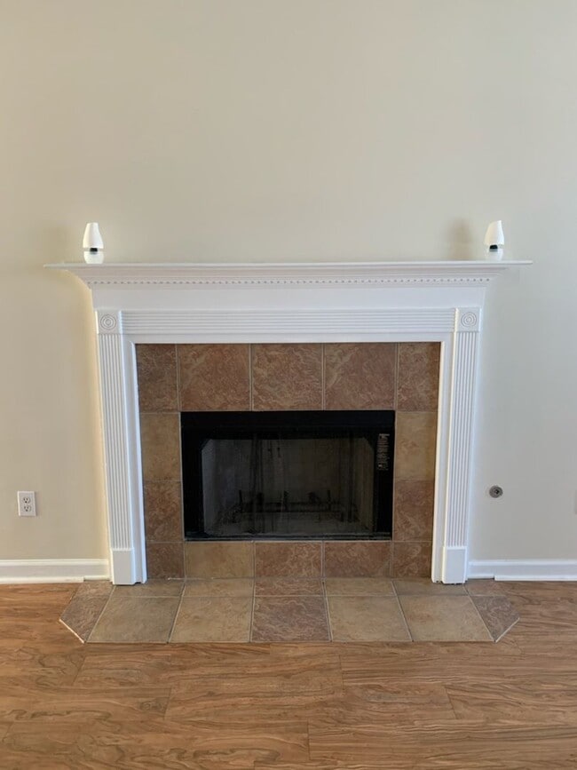 5 Chadwick Ct