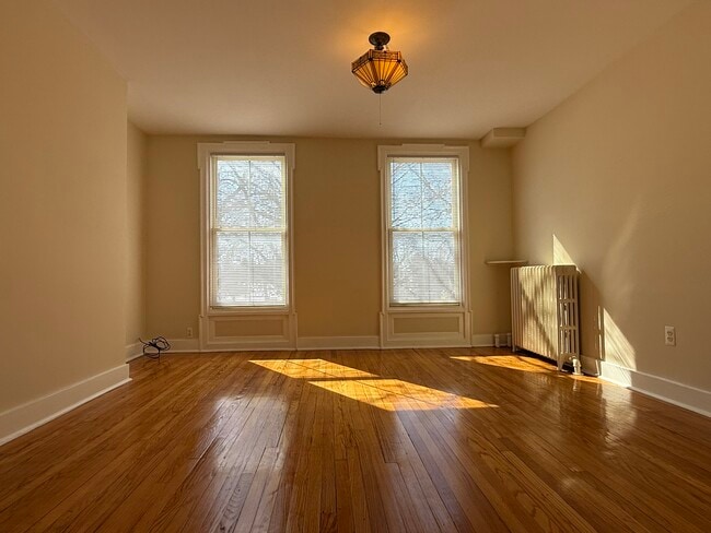 Photo - 253 Park Ave Unit Beautiful 1 BR Apartment