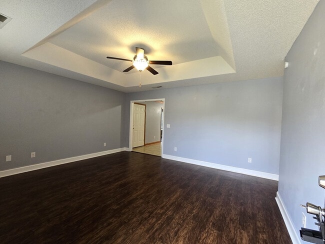 Photo - 3563 Beacon Dr
