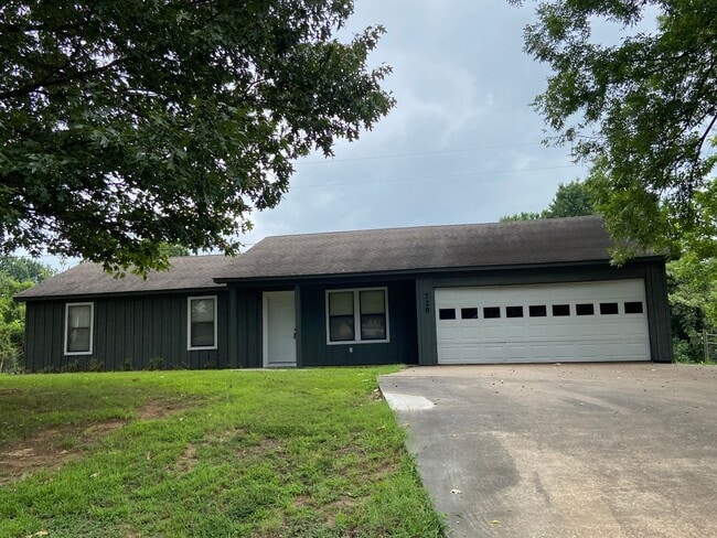 Building Photo - 728 Pisgah Rd Rental
