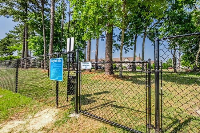 Lakeside Apartments