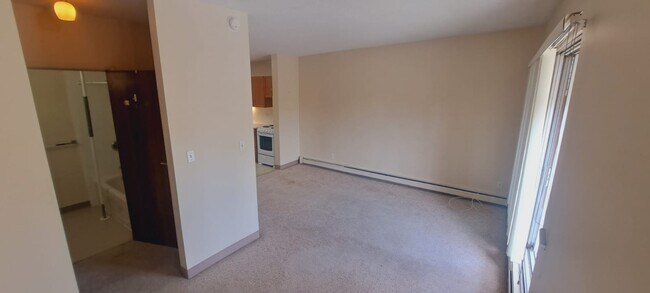 Photo - 13516-102 102 St NW Unit 307