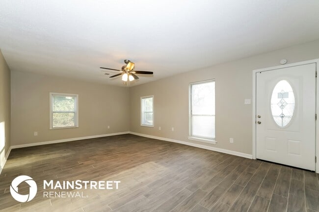Photo - 2570 Hillcrest Dr