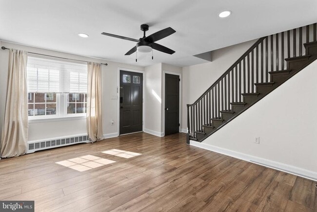 Photo - 720 Shaw Ave