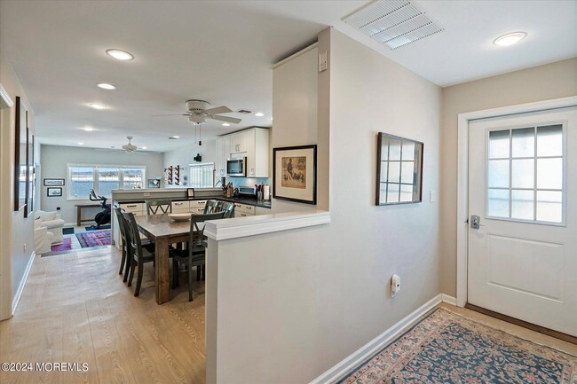 Photo - 2 Riverview Pl