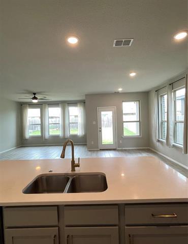 3226 Sioux Trl