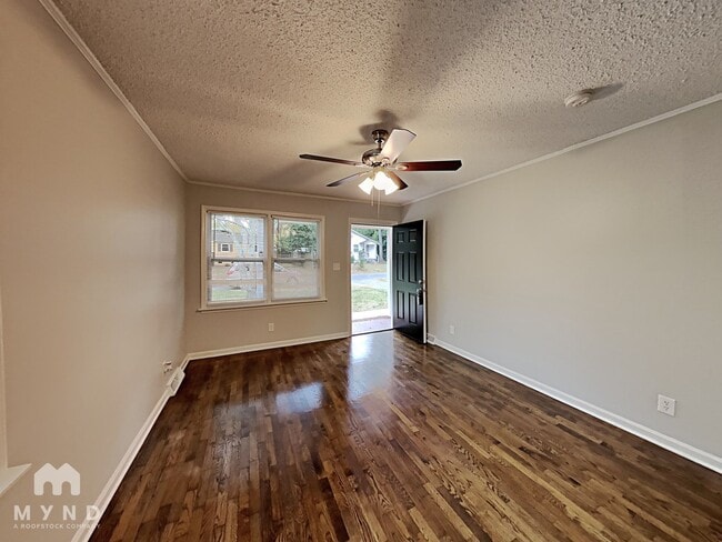 Photo - 311 E Morrow Ave