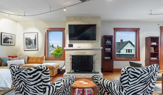 Photo - 173 Aloha St Unit ID1339899P