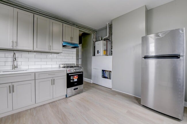 Photo - 200 NUNDA Ave Unit 3R