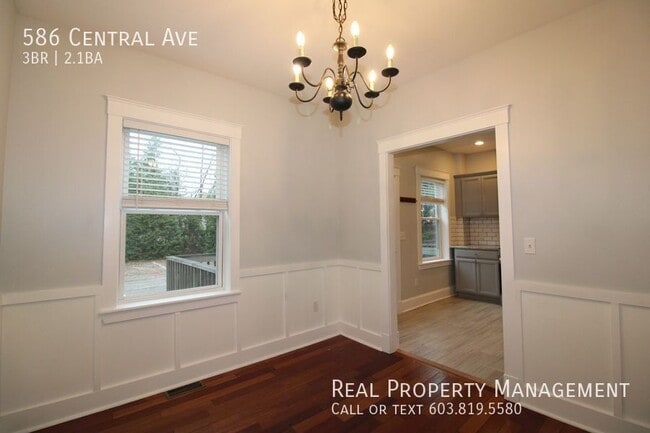 Photo - 586 Central Ave