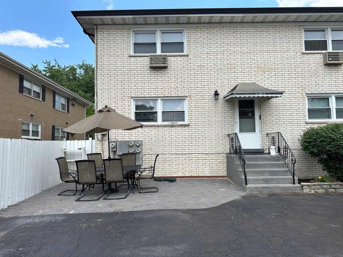 Photo - 4516 Park Ave Unit 2S