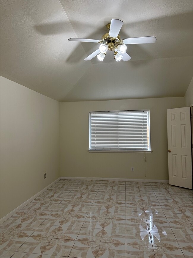 Photo - 3101 Meadow Bay Dr