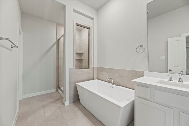 Photo - 16647 Bristol Steel Ln