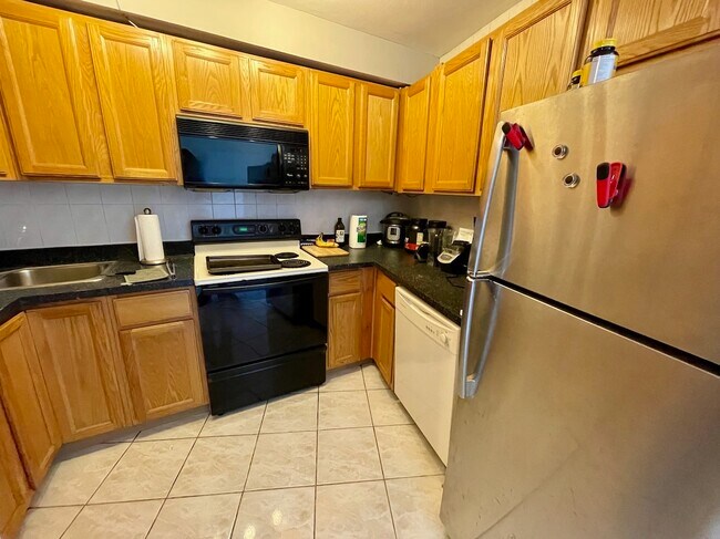 Photo - 300 N State St Unit 3009