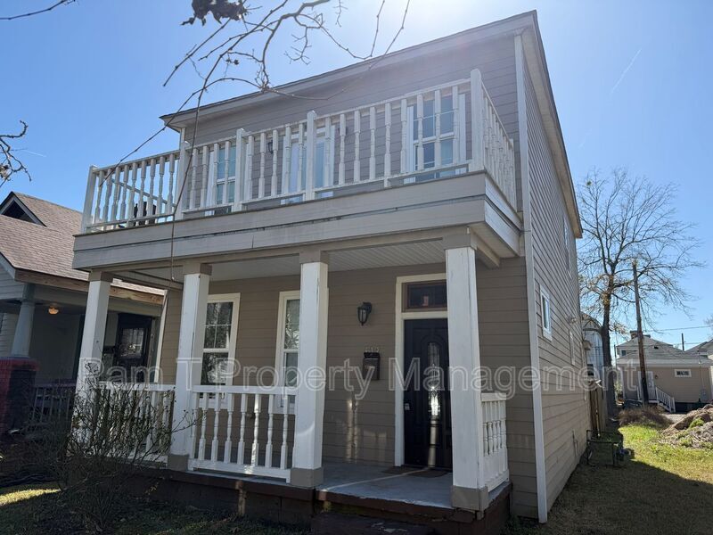 Photo - 513 E 33rd St