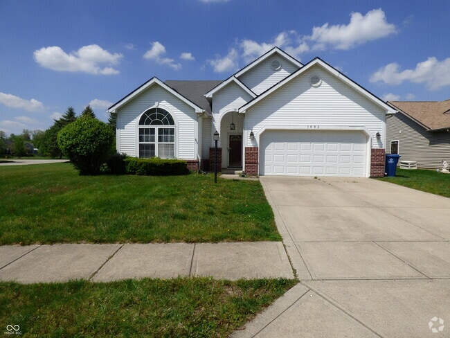 Building Photo - 5882 Hollow Oak Trail Rental