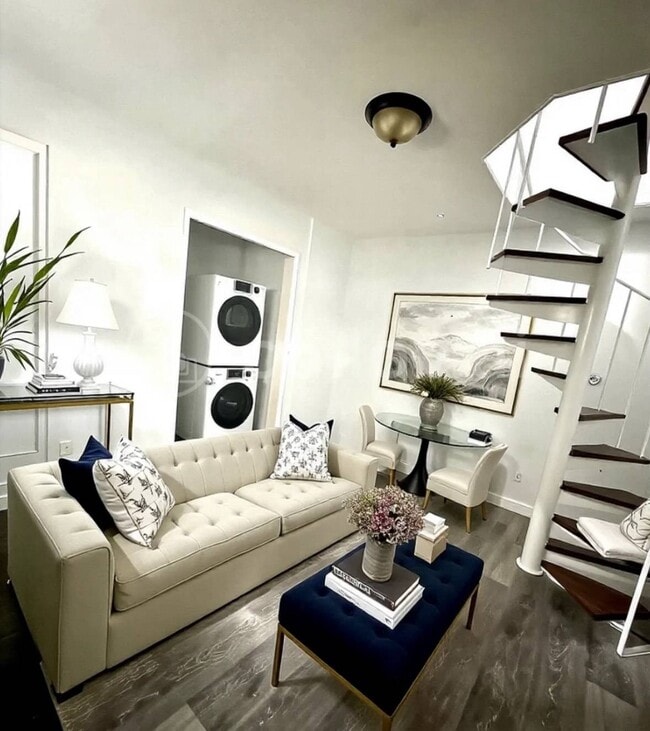 Building Photo - 80 Cedarhurst Ave Rental