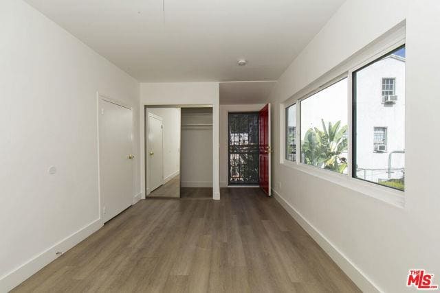 Photo - 1040 N Crescent Heights Blvd