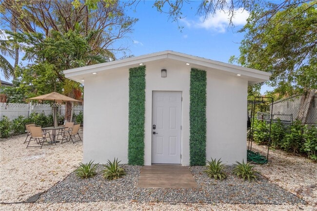 Photo - 3016 NW 22nd Ct Unidad 3020