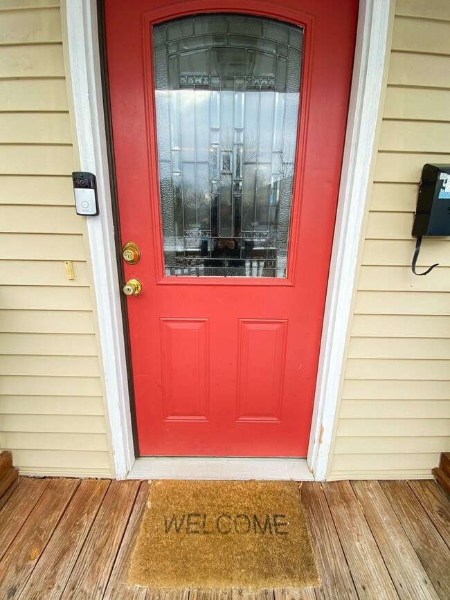 Photo - 209 Robert Dr