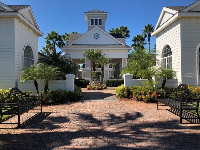 Building Photo - 1300 Eastern Pecan Pl