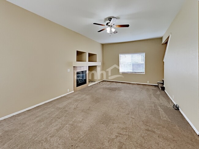 Photo - 209 Homestead Way