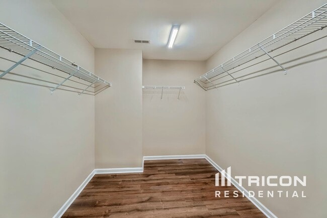 Photo - 3019 Burgess Dr