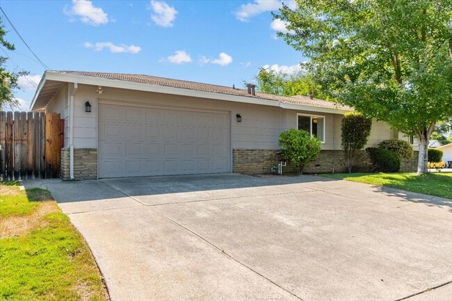 Photo - BEAUTIFUL UPDATED HOME IN CITRUS HEIGHTS!!