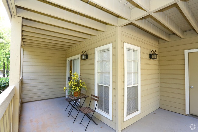 Patio - Lexington Hills