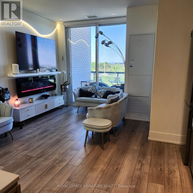 Photo - 3100 Keele St Unit 910