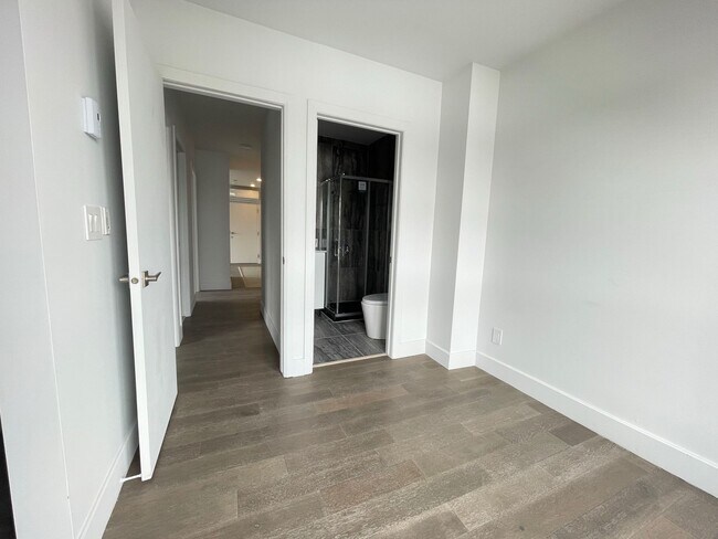 Photo - 5800 Grande Allée