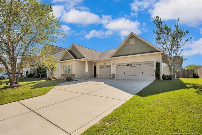 Photo - 210 Ganton Dr
