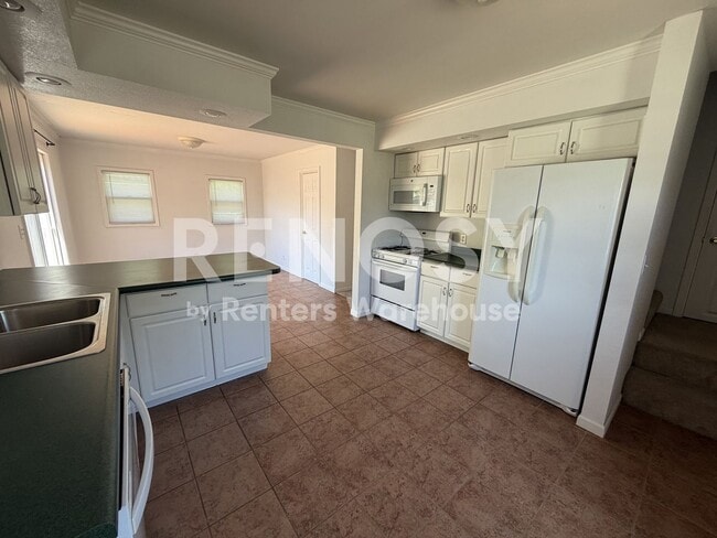 Photo - 2907 Knollwood Dr SE