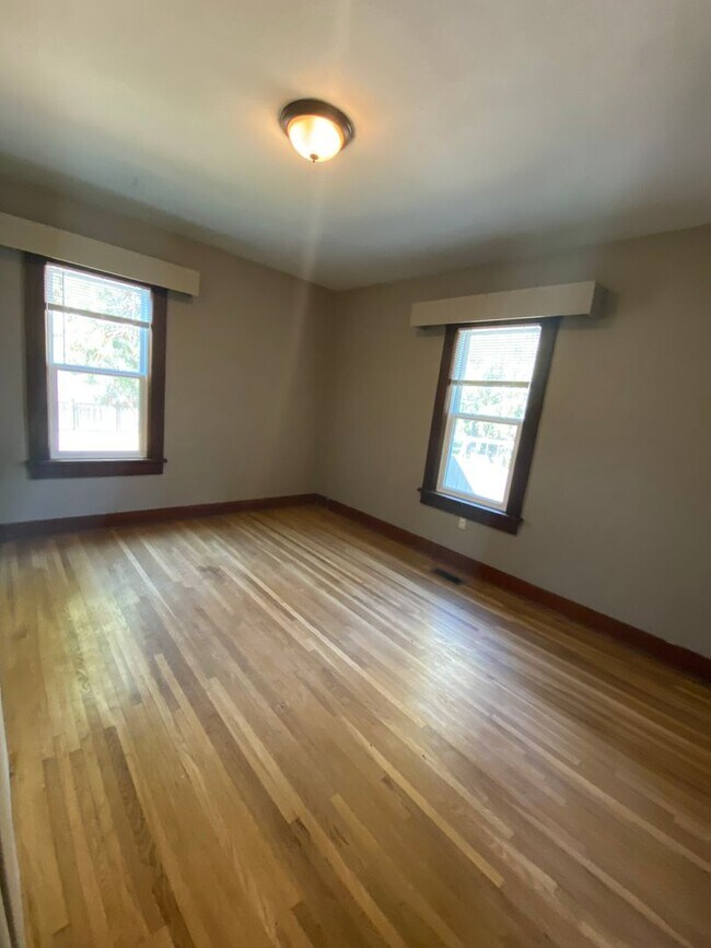 Photo - 18-20 N. 7th Street Unit 18 N. 7th Street- Upper