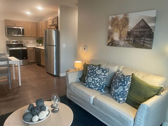 Photo - The Heights I - Apartments