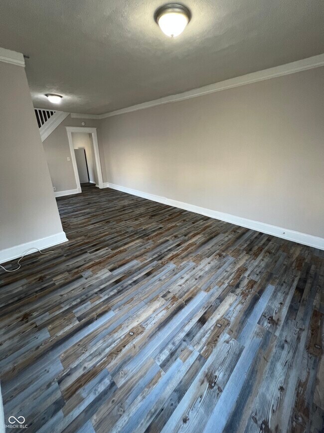 Photo - 3249 N Kenwood Ave