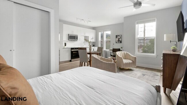 Photo - 960 E Adams St Unit 355