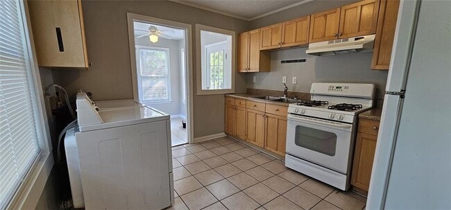 Photo - 1205 Edie Ave SE