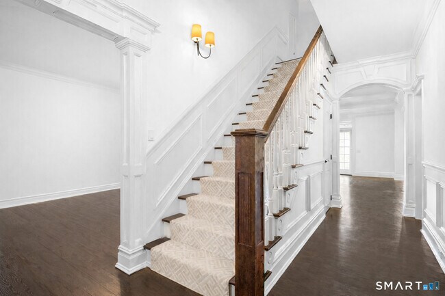 Photo - 93 Mansfield Ave