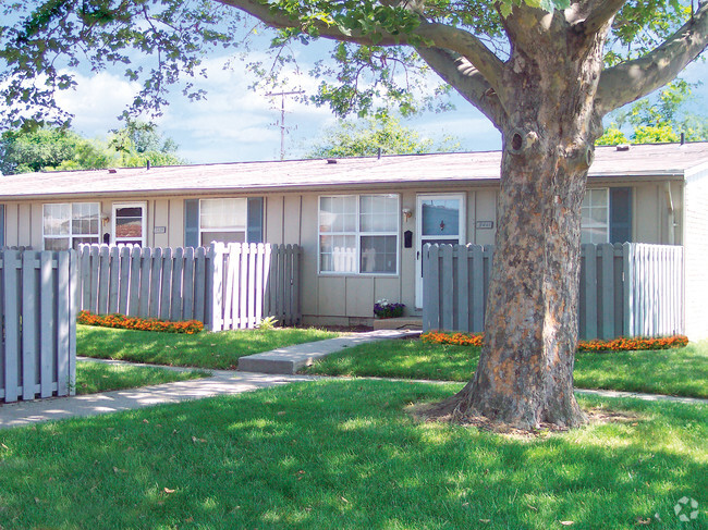 Building Photo - Olde Cape Colony Rental